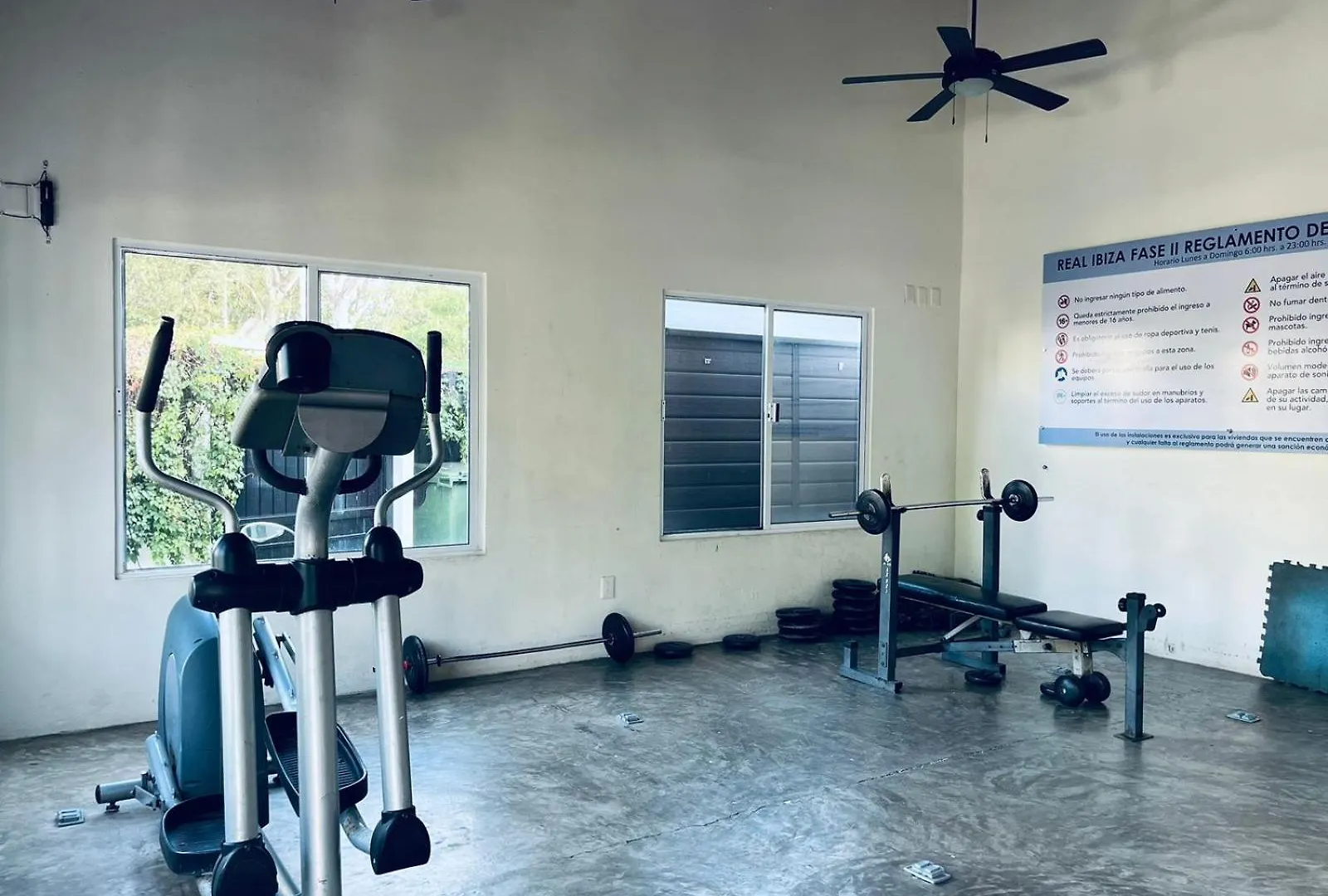 Amplio Apartamento De 2 Dormitorios En Playa Del Carmen Apartmán
